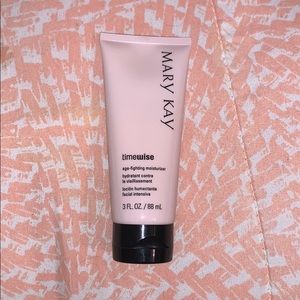 Mary Kay timewise age fighting moisturizer